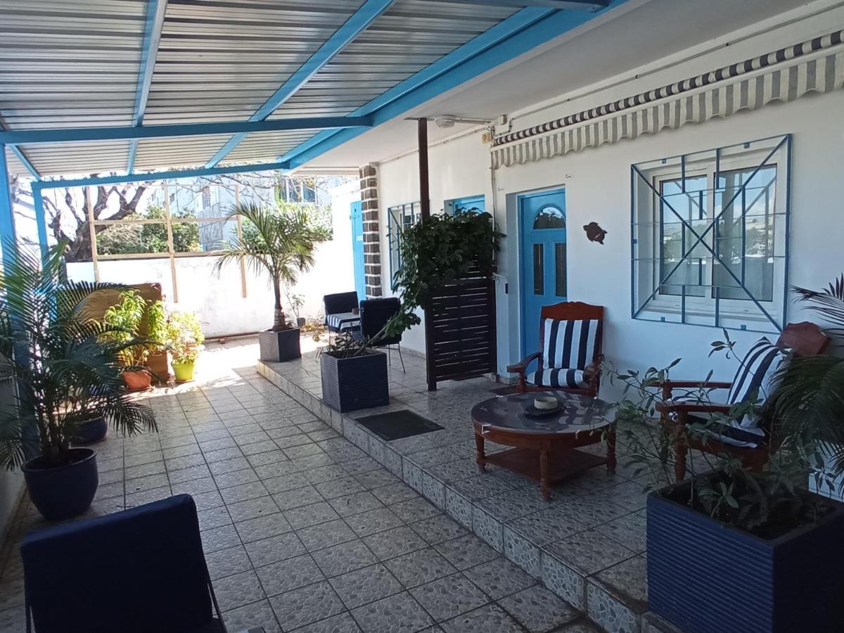 Le Tulear - Residence Gandhi Saint Pierre Buitenkant foto
