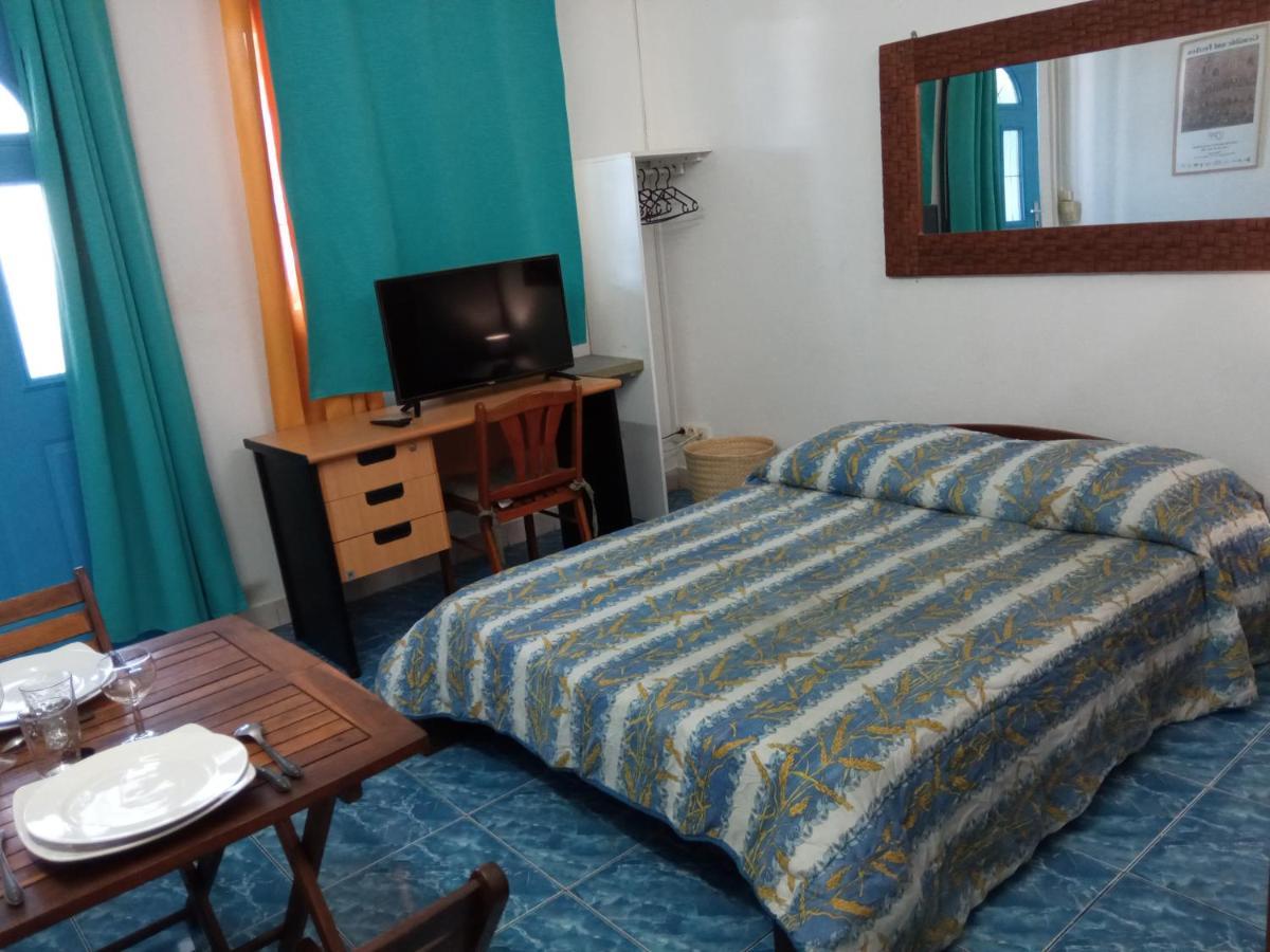Le Tulear - Residence Gandhi Saint Pierre Buitenkant foto